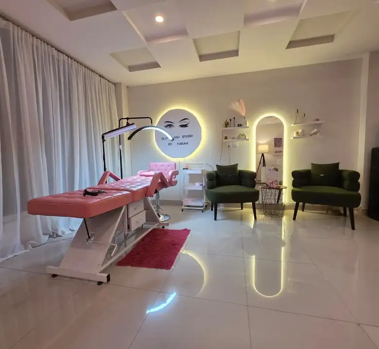 About Slay Lash Studio by Farah