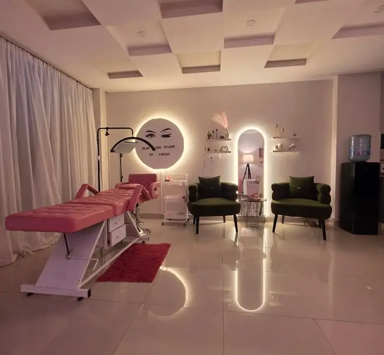 About Slay Lash Studio by Farah
